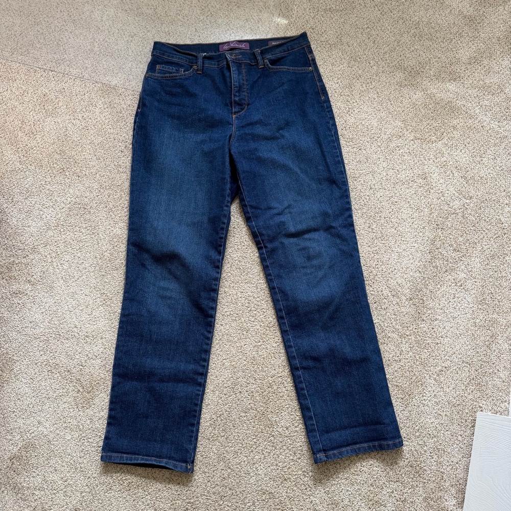Gloria Vanderbilt Women's Amanda Straight Leg Jeans 12S